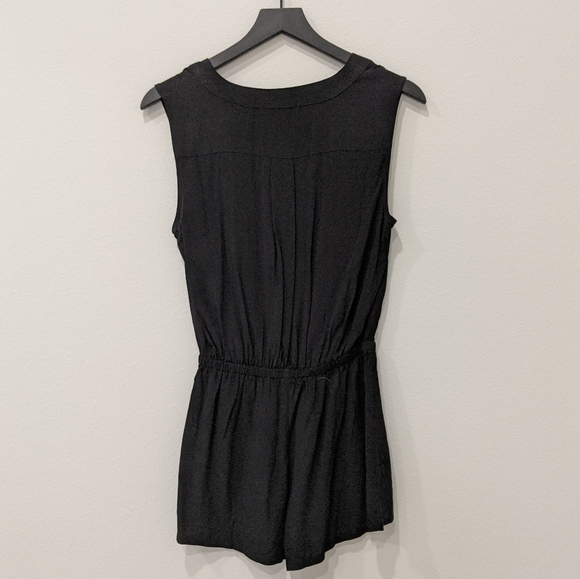 NWT F21 lace up romper size small - Picture 4 of 5